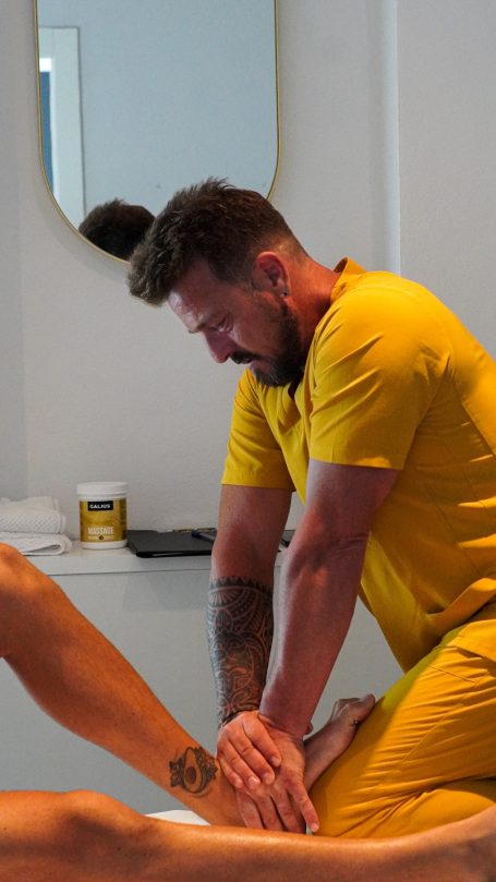 Técnica de descompresión manual de la articulación tibiotarsiana